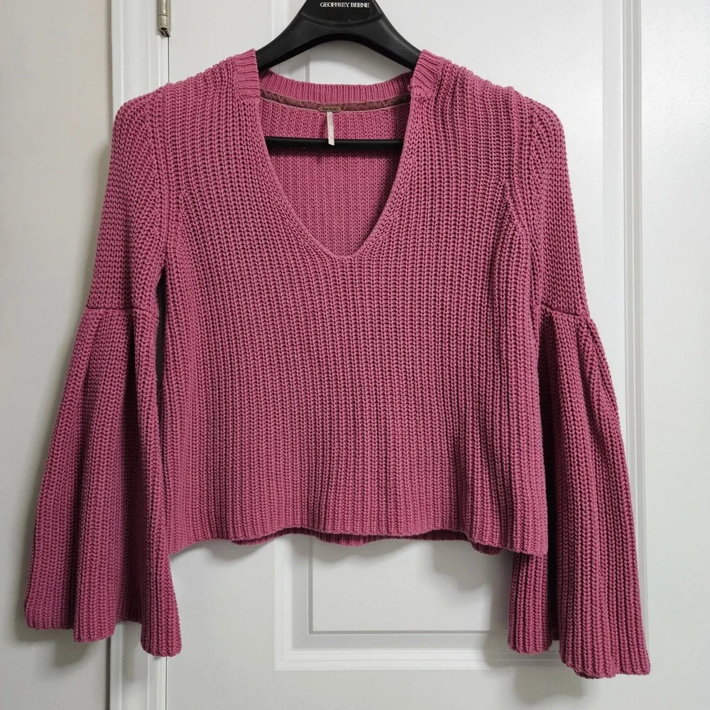 Free People Cropped Sweater Womens Sm Pink Damsel Bell‎ Sleeve V-Neck Knit Boho